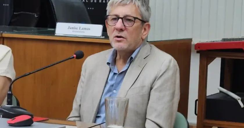 El Dr. Enrique Marchiaro disertó ante los concejales sobre la Autonomía Municipal y la Carta Orgánica