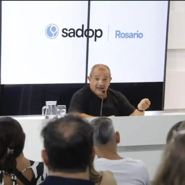 Sadop cuestiona la “hipocresía” del gobierno provincial en políticas contra el acoso digital