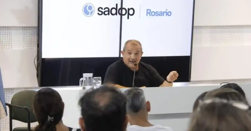 Sadop cuestiona la “hipocresía” del gobierno provincial en políticas contra el acoso digital