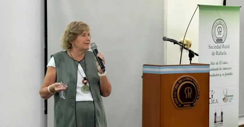 Entre vínculos y más palabras, Marítchu Seitún recomendó “volver a ocupar un rol activo en la transmisión de cultura y valores”