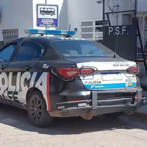 Frontera: detuvieron a dos hombres y una mujer tras secuestrarles un cuchillo en un control policial