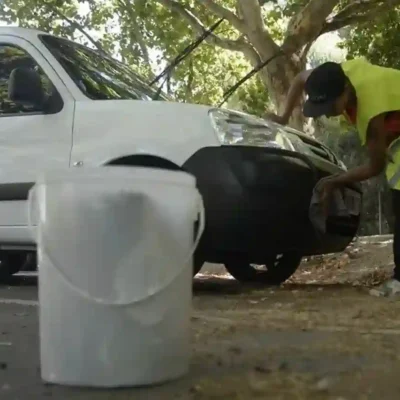 Desde el 15 de abril se prohíbe la actividad de lavacoches en la ZEC