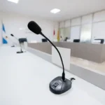 El Concejo Municipal aprobó una nueva Ordenanza para la regulación del servicio de alquiler de autos con chofer