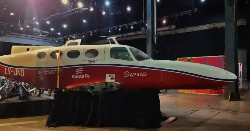 Arrancó en 50 millones y terminó en 70: la avioneta que sorprendió en la subasta