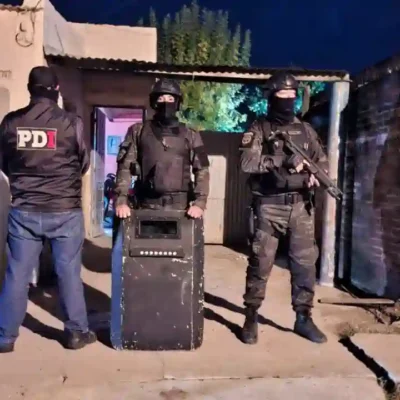 Detuvieron a una mujer por microtráfico tras allanamientos en San Justo