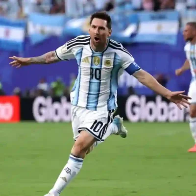 Argentina venció a Argelia en el debut mundialista