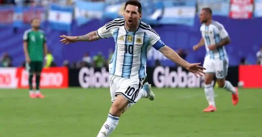 Argentina venció a Argelia en el debut mundialista