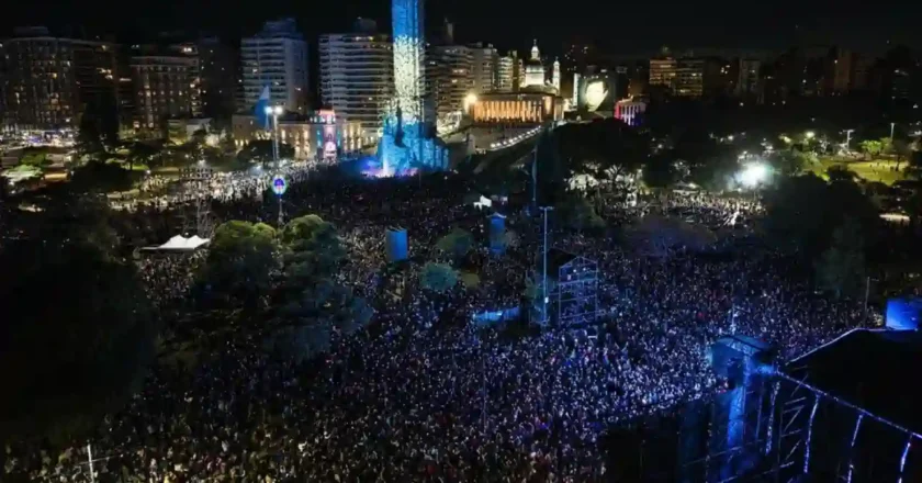Día de la Bandera: más de 350 mil personas celebraron en Rosario y vibraron con Abel Pintos