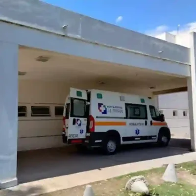 Accidente de tránsito en Frontera: un automovilista se descompensó y chocó contra un árbol
