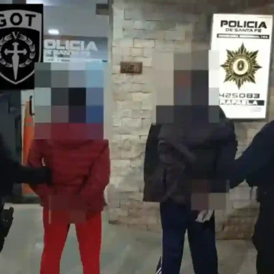 Intentaron robarle el celular a un remisero en Rafaela y terminaron detenidos