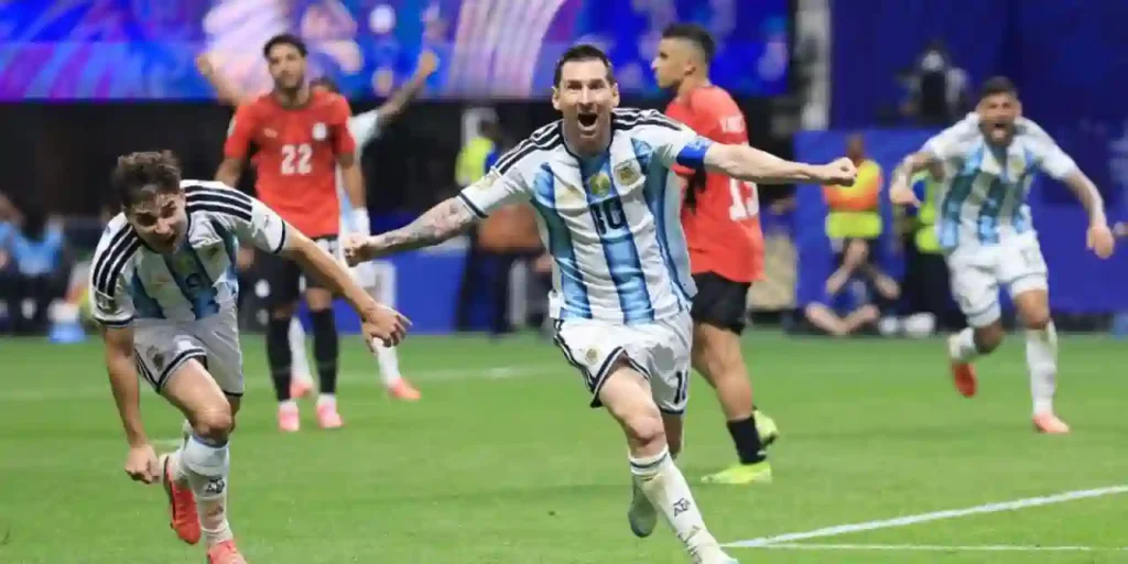 Argentina remontó un 2-0 a Egipto con un gol agónico de Enzo Fernández y está en cuartos 1 Argentina remontó un 2-0 a Egipto con un gol agónico de Enzo Fernández y está en cuartos