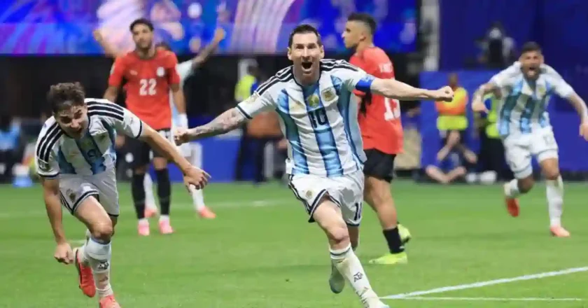 Argentina remontó un 2-0 a Egipto con un gol agónico de Enzo Fernández y está en cuartos