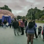 Gran convocatoria para la jornada del Planetario Móvil 360° en Humberto Primo