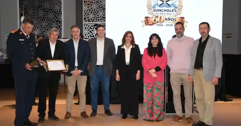 El Concejo Municipal acompañó a la Asociación de Bomberos Voluntarios de Sunchales en la celebración de sus 60 años de vida