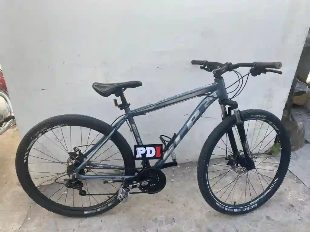 Recuperan una bicicleta sustraída en Rafaela tras seguimiento de cámaras y trabajo coordinado 1 Recuperan una bicicleta sustraída en Rafaela tras seguimiento de cámaras y trabajo coordinado