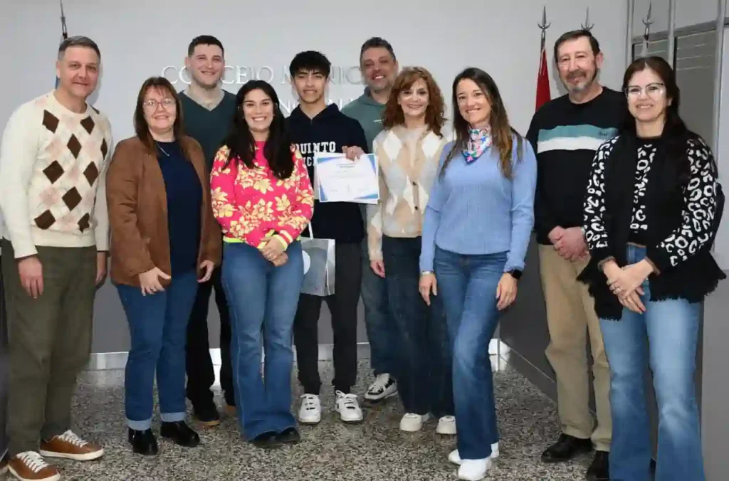 Reconocimiento del Concejo Municipal para el estudiante Lucas Montini 1 Reconocimiento del Concejo Municipal para el estudiante Lucas Montini