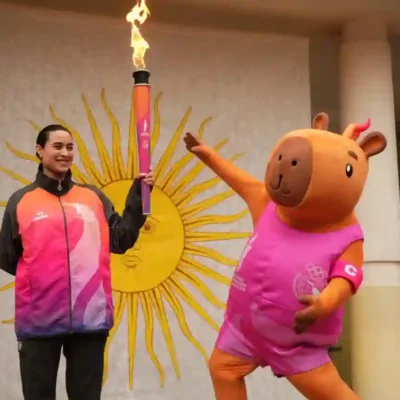 Rafaela recibe la llama suramericana e inaugura el nuevo velódromo