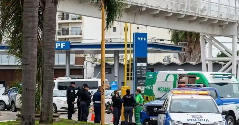 Hombre cayó de un puente peatonal y sufrió fracturas en San Francisco
