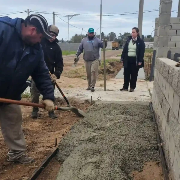 Zenón Pereyra mejora veredas para reforzar la prevención ante El Niño