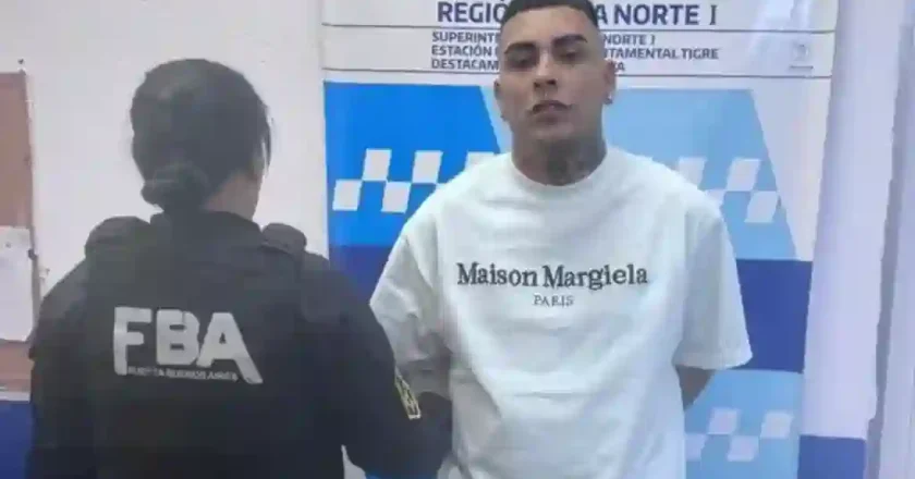 Detuvieron a Callejero Fino con un arma ilegal en Tigre