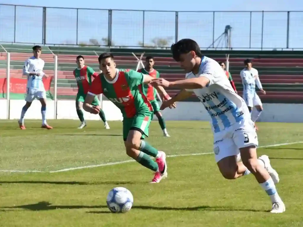 Atlético de Rafaela cayó ante Agropecuario y complicó el Reducido