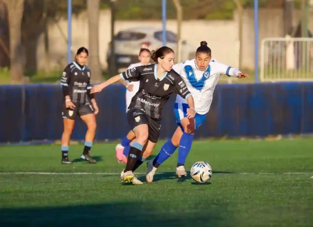 Femenino: Empate de Atlético con Vélez en la Villa Olímpica 1 Femenino: Empate de Atlético con Vélez en la Villa Olímpica