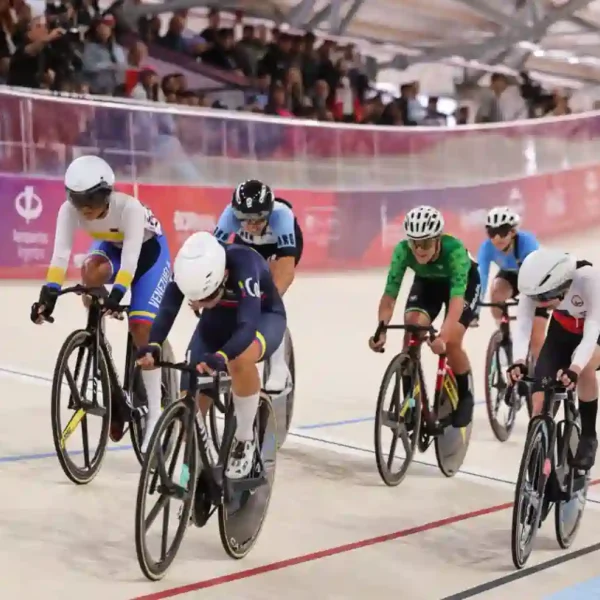 Ciclismo Pista: Colombia se coronó con las medallas de oro en el Invencible Velódromo de Rafaela