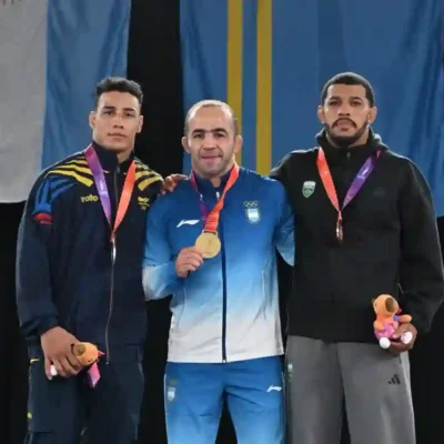 Argentina, Venezuela y Ecuador brillaron en la lucha grecorromana de Rosario