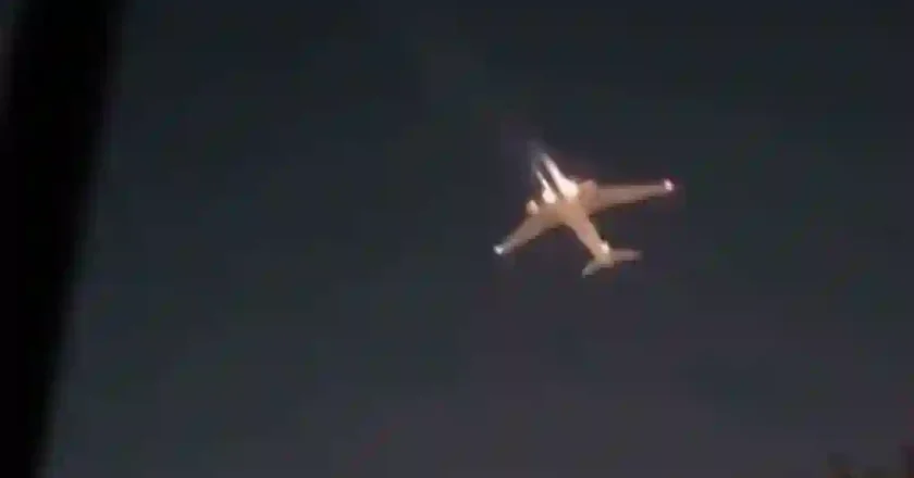 Un avión de Aerolíneas Argentinas regresó a Ezeiza tras detectar una falla en un motor
