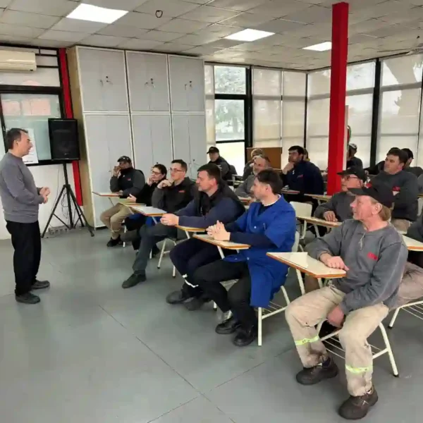 La seguridad vial como compromiso compartido: más de 400 trabajadores se capacitan en Manejo Seguro