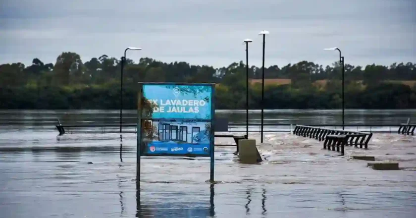 El Niño: el río Paraná ingresó a Corrientes y ya hay más de 200 evacuados