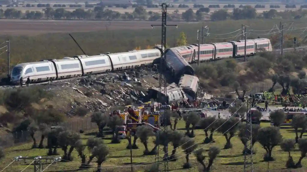 Dos trenes chocan en Urda: hay muertos y se interrumpió la línea Madrid-Andalucía 1 Dos trenes chocan en Urda: hay muertos y se interrumpió la línea Madrid-Andalucía